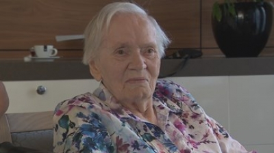 Herinneringsbroche voor geëvacueerde Arnhemmers: